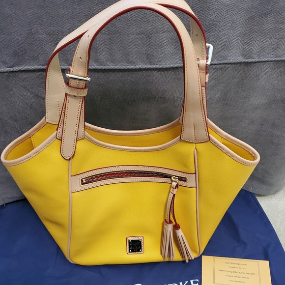 Dooney & Bourke Handbags - Dooney & Bourke Tote